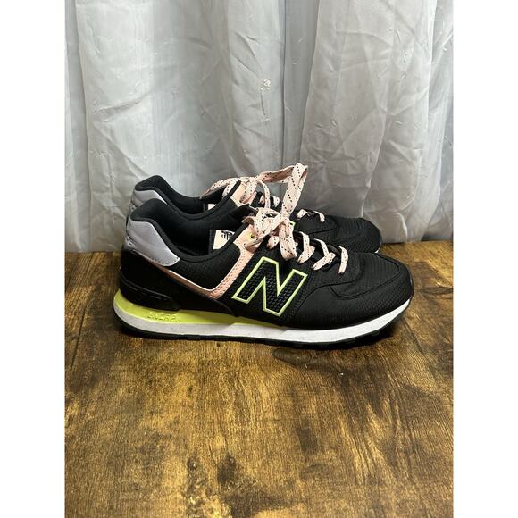 New Balance 574 v2 Women Size 10 Black Pink Cloud Retro Running Shoes Sneakers - Picture 1 of 12